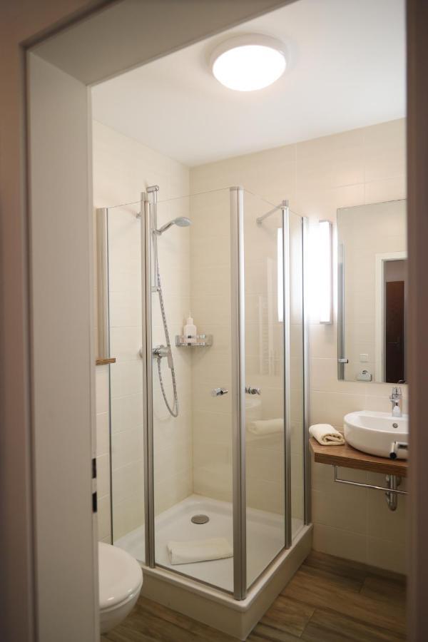 Hotel Stremme Gummersbach Bagian luar foto